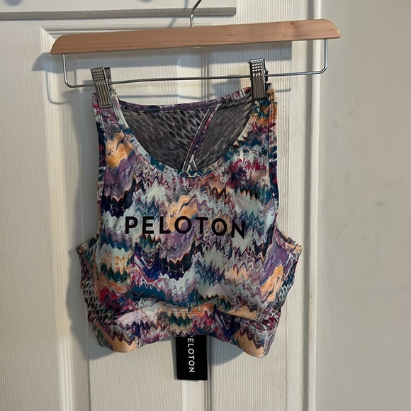 Peloton Activewear River Rock Set in Size Medium - Picture 2 of 4